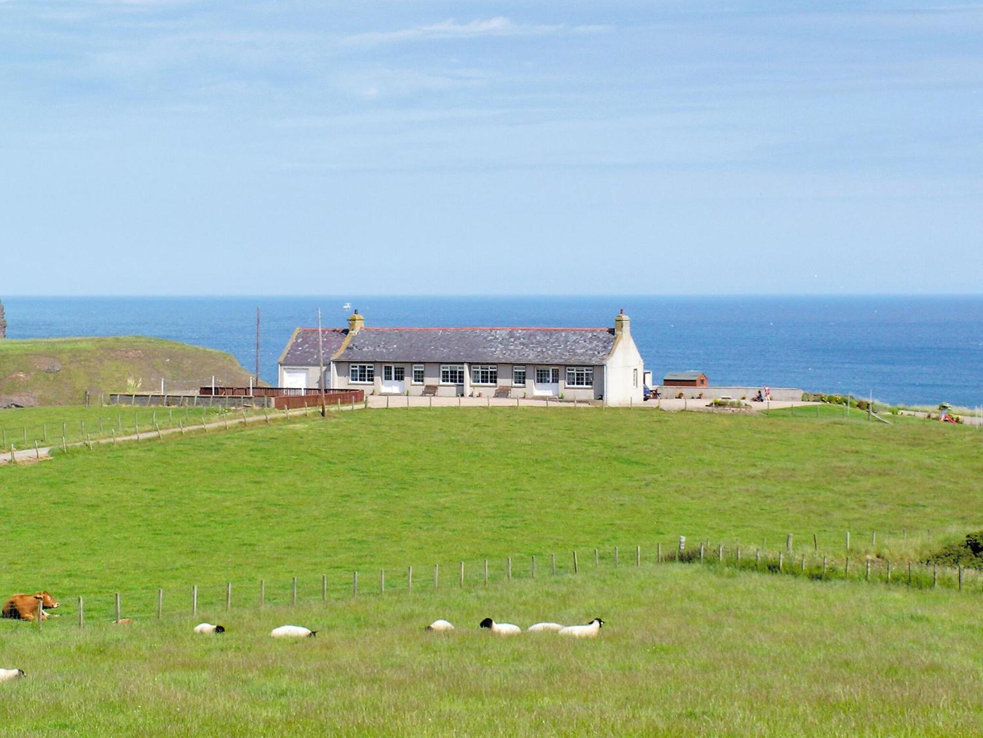 Pennan Lodge Buitenkant foto